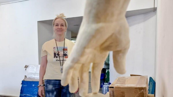 Η Εύα Καρύδη στον Ελληνογαλλικό Σύνδεσμο με δύο ξεχωριστά έργα της