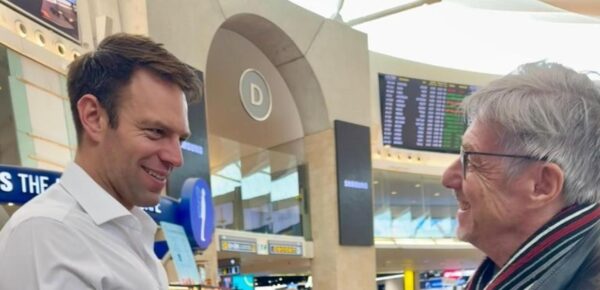 Στέφανος Κασσελάκης – Παλαιστίνη: Η συνάντηση με τον πρόεδρο του κόμματος της Ευρωπαϊκής Αριστεράς