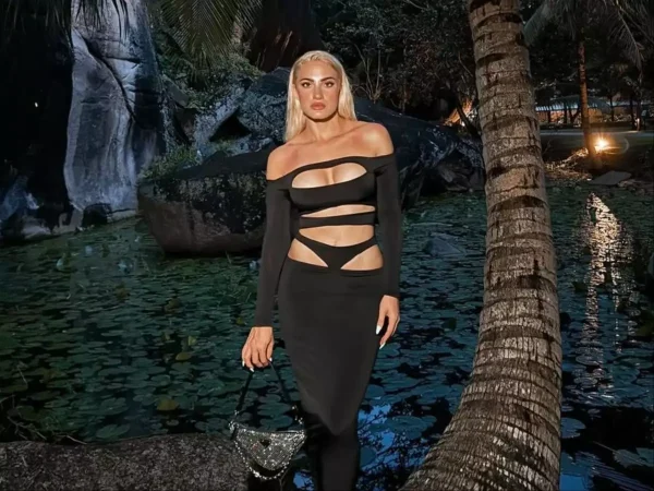 Ιωάννα Τούνη: Το ποσό που πλήρωσε με την παρέα της σε εστιατόριο στους Αγίους Σαράντα – Βίντεο