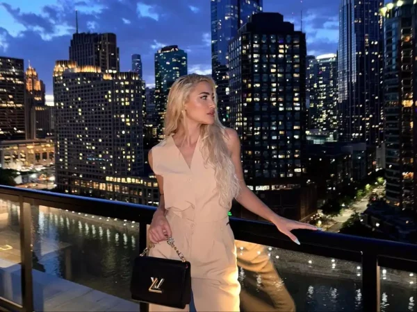 Ιωάννα Τούνη – Νέα οργισμένη απάντηση για τα πάρτι στο Ντουμπάϊ: «Τι σχέση έχω εγώ με αυτά; Γιατί να μπλέξω με τέτοιες μπούρδες;» – Βίντεο