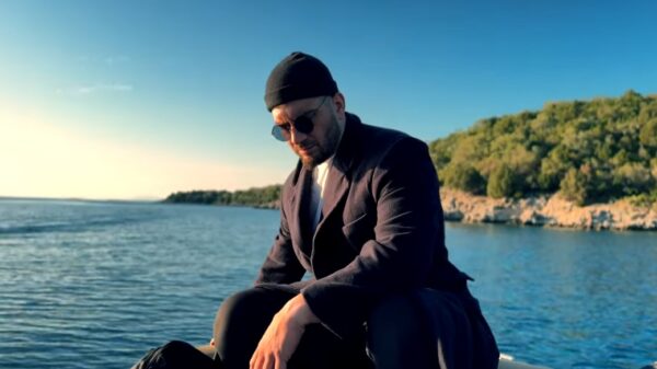 “Όπου Πάω Όπου Πάω”: Ο Πιλάτος Κουνατίδης παρουσιάζει το νέο του τραγούδι