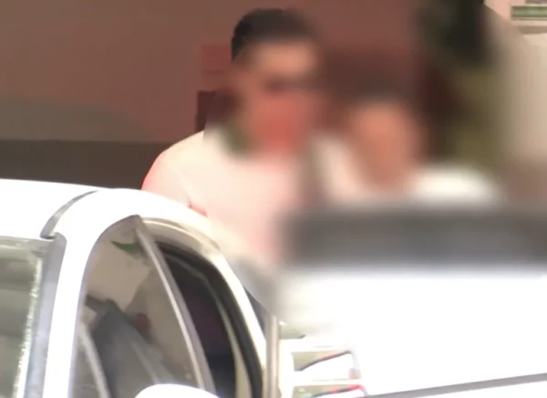 Απολογήθηκε ο δικηγόρος για τον άγριο ξυλοδαρμό της συζύγου του – Αφέθηκε ελεύθερος – Απαγορεύεται να πλησιάσει τη γυναίκα του