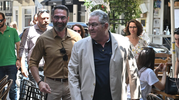 Δημ. Κουτσούμπας: Στιγμές χαλάρωσης με υποψήφιους ευρωβουλευτές, στελέχη του ΚΚΕ, φίλους και συνεργάτες –Βίντεο