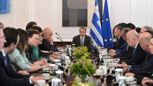 Mητσοτάκης στο υπουργικό συμβούλιο: Περισσότερη δουλειά, λιγότερα λάθη, αποτελέσματα, νέα αρχή