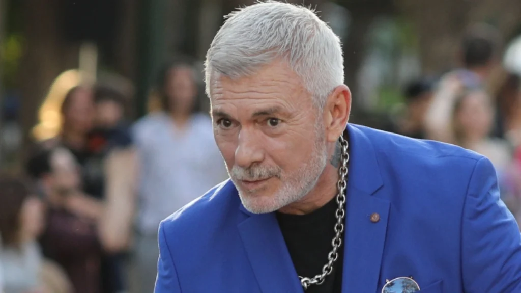 Ερρίκος Πετιλόν: “Υποφέρω, έχω εθισμό σε ουσίες, έχω κάνει απόπειρα αυτοκτονίας, είμαι χάλια, φοβάμαι ότι θα “φύγω” από τον 4ο”