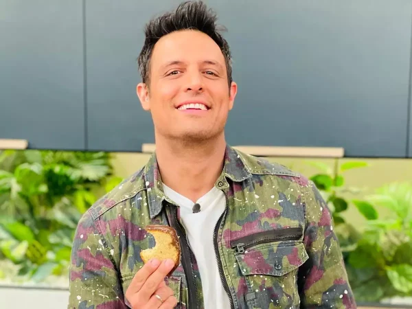 Σάββας Πούμπουρας: «Χαλαρώστε» – Η πρώτη αντίδραση στη δήλωση Μπισμπίκη περί χυδαιότητας