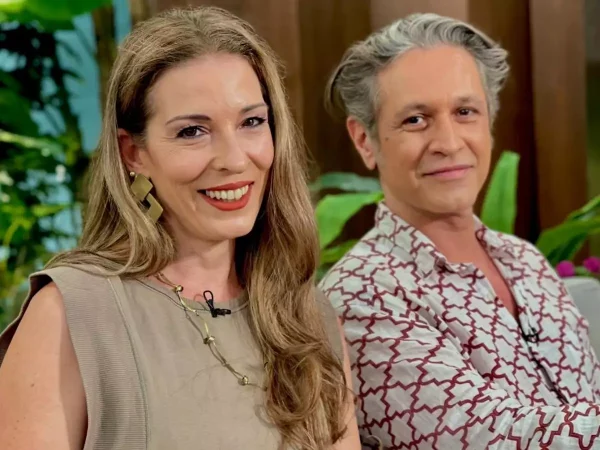 Αθηνά Μαξίμου – Αιμίλιος Χειλάκης: «Κρύβαμε ότι είμασταν ζευγάρι επειδή δουλεύαμε μαζί» (βίντεο)