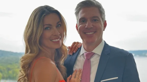 Μαριέττα Χρουσαλά – Λέων Πατίτσας: Φωτογραφίζονται αγκαλιά στη λίμνη Ματζόρε