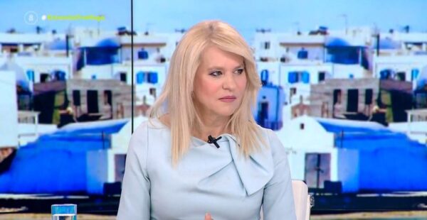 Tζάκρη για το κλείσιμο της Αυγής: «Γλυτώνουμε εκτυπωτικά και χαρτί, η τιμή του είναι υψηλή» – “Δεν γνωρίζω αν υπήρχαν troll επί πληρωμή” (βίντεο)