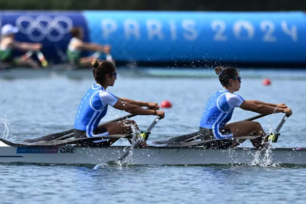 Σαρώνει τα μετάλλια η Ελλάδα: «Χάλκινοι» Παπακωνσταντίνου &Γκαϊδατζής – Ζωή Φίτσιου & Μιλένα Κοντού στο διπλό σκιφ ελαφρών βαρών (βίντεο)