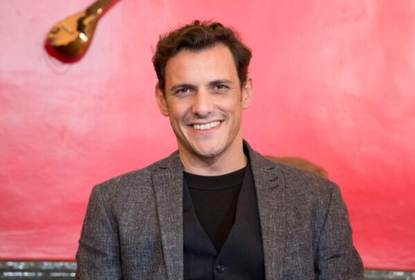 ATTICA TV: ΤΟ «ΡΕΜΠΕΤΙΚΟ ΒΕΡΑΝΙ» έρχεται το βράδυ με καλεσμένους  τους Αντώνη και Θοδωρή Ξηντάρη