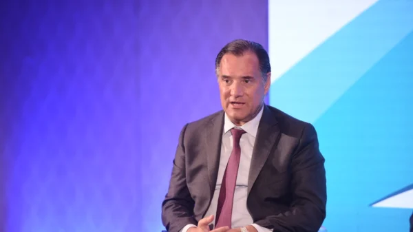 Άδωνις Γεωργιάδης: «Μήπως η πολιτική Τραμπ δεν είναι απειλή αλλά η τελευταία ευκαιρία της Ευρώπης;»