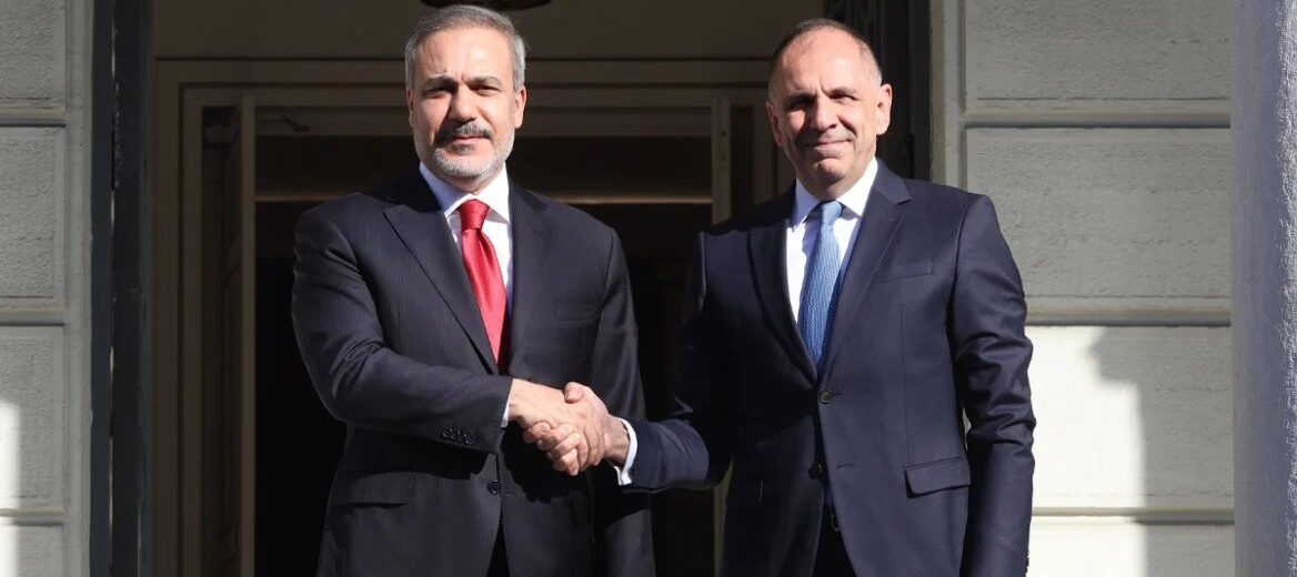 Διπλωματικές πηγές: Το τουρκικό νομοσχέδιο της «Γαλάζιας Πατρίδας» δεν συμβάλλει στα ήρεμα νερά – «Καταδικασμένη» κάθε μονομερής δραστηριότητα,  λέει ο Γεραπετρίτης