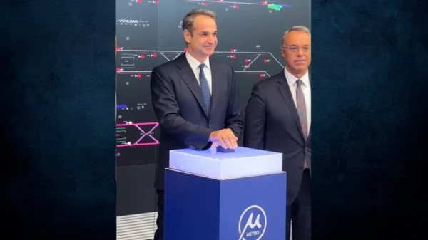 Μετρό Θεσσαλονίκης: Το χιουμοριστικό βίντεο του Κ. Μητσοτάκη ενώ πατά το κουμπί εκκίνησης με …άρωμα Χόλιγουντ