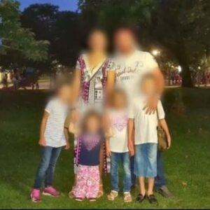 Τέσσερις φορές ισόβια στον πρώην αστυνομικό της Βουλής για τη σεξουαλική κακοποίηση και τους βιασμούς των παιδιών του – Αθώα η μητέρα