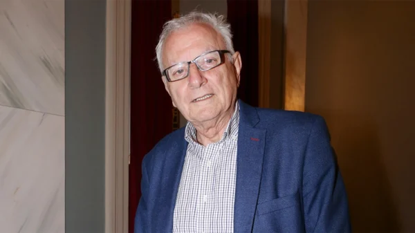 Πέθανε ο  δημοσιογράφος Κώστας Χαρδαβέλλας σε ηλικία 79 ετών