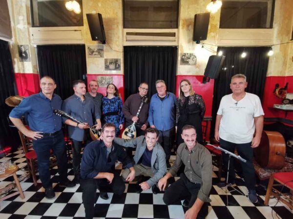 ATTICATV: «ΡΕΜΠΕΤΙΚΟ ΒΕΡΑΝΙ», αφιέρωμα στον Βαγγέλη Κορακάκη – Σάββατο 15 Δεκεμβρίου – Δείτε το τρέϊλερ