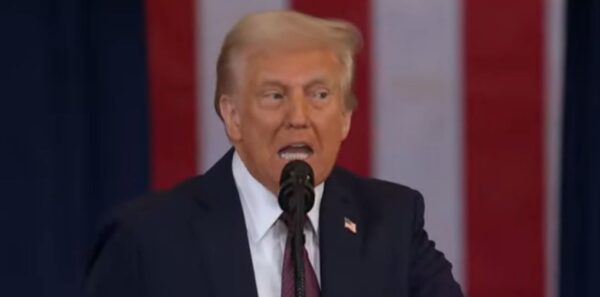 Τράμπ: Οι ΗΠΑ «δεν είχαν καμία σχέση με την επίθεση, μπορούμε να πετύχουμε συμφωνία μεταξύ Ιράν και Ισραήλ»