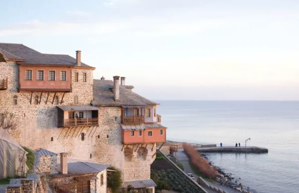 Άγιο Όρος: «Δεν ξέρουμε αν ήταν ο κύριος σεισμός – Δεν μπορούμε να εντοπίσουμε το ρήγμα» λέει ο Λέκκας, για τα 5,3 Ρίχτερ (βίντεο)