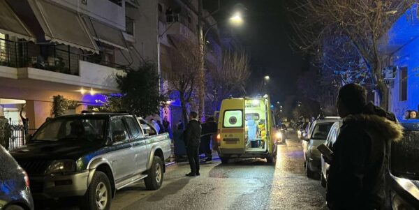 Λάρισα: Νεκρή 38χρονη που έπεσε από τον 5ο όροφο πολυκατοικίας – Αναζητείται ένας άνδρας