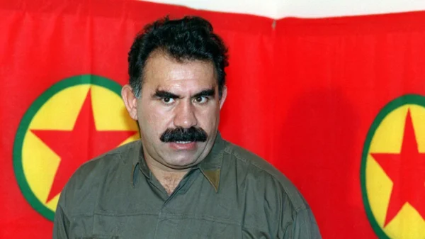 Ο Οτσαλάν καλεί το PKK να παραδώσει τα όπλα και να διαλυθεί