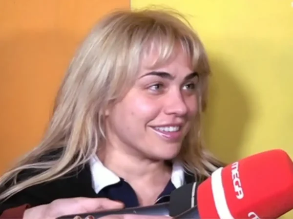 Κόνι Μεταξά: Μιλά πρώτη φορά για τον χωρισμό της από τον Μάριο Καπότση: “Είναι δύσκολο, είμαι χάλια…” (βίντεο)