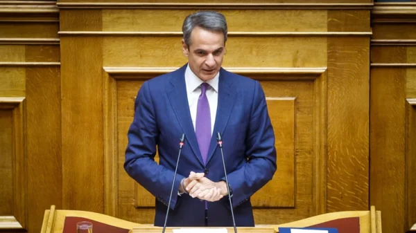 Βουλή – K. Μητσοτάκης: Δεν πρόκειται να καταστήσω συνομιλητή μου κανέναν συκοφάντη – Δίνω το παρών για να τιμήσω τα θύματα των Τεμπών