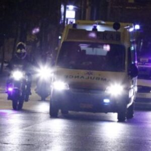 Θρίλερ στα Εξάρχεια: Νεκρός άνδρας από πυροβολισμούς στο δρόμο