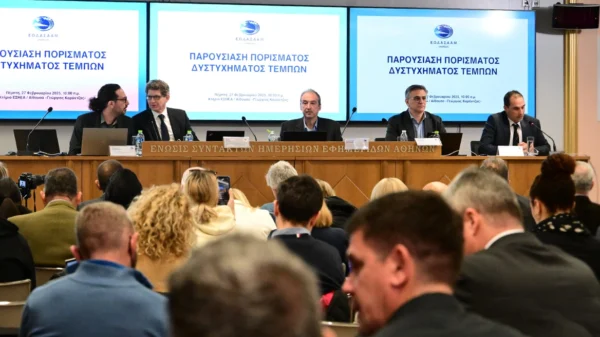 Αλαλούμ στον ΕΟΔΑΣΑΑΜ: «Δεν λέμε ότι είναι λανθασμένη η εκτίμηση για την πυρόσφαιρα» – Το email  Λακαφώση που δεν είδε ο Παπαδημητρίου