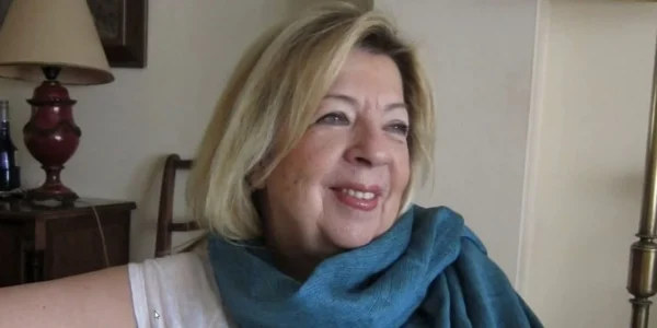 Η ΕΣΗΕΑ αποχαιρετά την δημοσιογράφο Καρίνα Λάμψα που πέθανε σε ηλικία 61 ετών