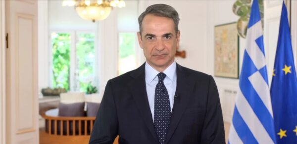 Μητσοτάκης στο CNBC: Νέα μείωση φόρων και αύξηση μισθών οι στόχοι – Ξένοι επενδυτές συνεχίζουν να έρχονται στην ελληνική οικονομία