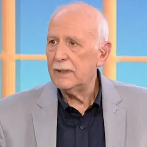 Πέθανε ξαφνικά ο δημοσιογράφος Γιώργος Παπαδάκης μετά από βαρύ έμφραγμα