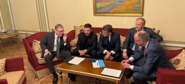 Ουκρανία: Ζελένσκι και Ευρωπαίοι ηγέτες τηλεφώνησαν στον Τράμπ – 30ημερη εκεχειρία ή κυρώσεις τώρα στη Ρωσία