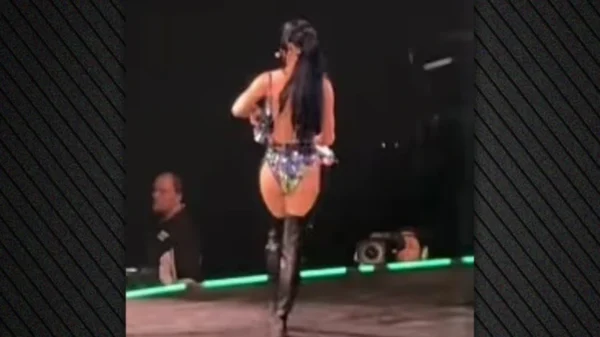 Κέιτι Πέρι: «Ατύχημα» με το σουτιέν της σε συναυλία στο Λας Βέγκας – «Δεν πληρώσατε αρκετά για να με δείτε γυμνή» – Βίντεο
