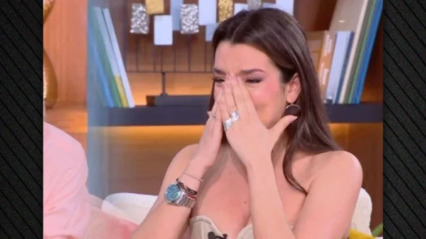 Νικολέττα Ράλλη: «Λύγισε» μιλώντας για την επιλόχεια κατάθλιψη – Φοβόμουν ότι θα μου κάνω κάτι (βίντεο)