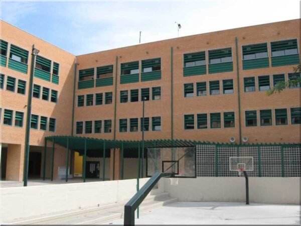 Κρούσμα μηνιγγίτιδας σε ΕΠΑΛ της Αθήνας – Εκκενώνονται  4 σχολεία που θα μείνουν κλειστά για 2 μέρες