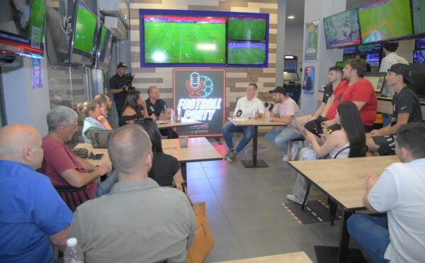 Pre-game show με Άγγελο Μπασινά και Στέφανο Κοτσόλη για τον τελικό του Champions League – Ο Μπέκαμ, τα γούρια πριν τους αγώνες και η Κηφισιά στο Πάμε Στοίχημα Football Party by Gazzetta