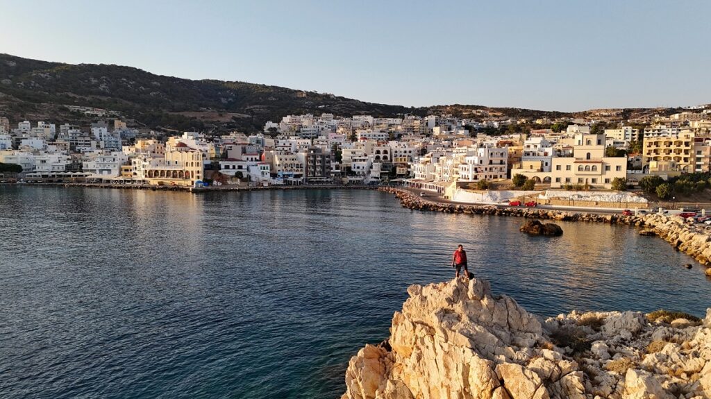 ΣΚΑΪ: Happy Traveller στην Κάρπαθο – Το Α’ Μέρος, την Κυριακή 1 Ιουνίου στις 16.40