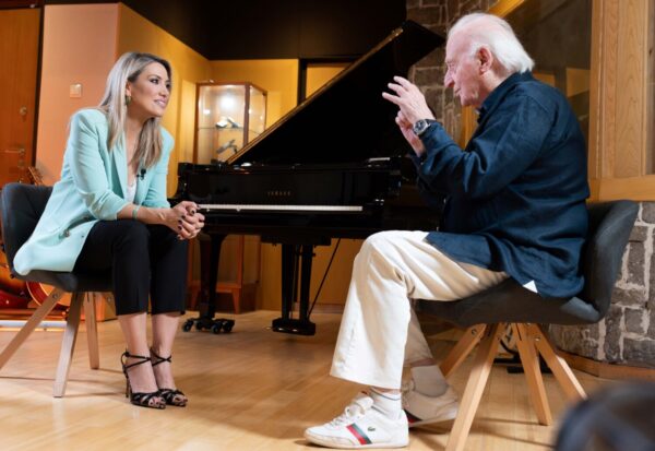 ACTION 24:  Ο Γιώργος Χατζηνάσιος καλεσμένος απόψε στο «ΕQ»