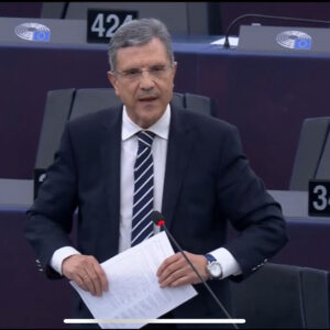 Αυτιάς σε Κομισιόν: «Στήριξη των κοινωνιών και πλήρη αποκλεισμό της Τουρκίας από τα αμυντικά κονδύλια»