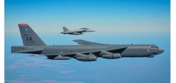 Oι ΗΠΑ χτύπησαν το Ιράν – Βομβάρδισαν με bunker-busters – Οι  πυρηνικές εγκαταστάσεις «εξαφανίστηκαν εντελώς», λέει ο Τράμπ