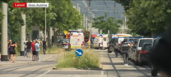 Μακελειό σε σχολείο στην Αυστρία: Πρώην μαθητής σκότωσε δέκα άτομα και μετά αυτοκτόνησε (βίντεο)