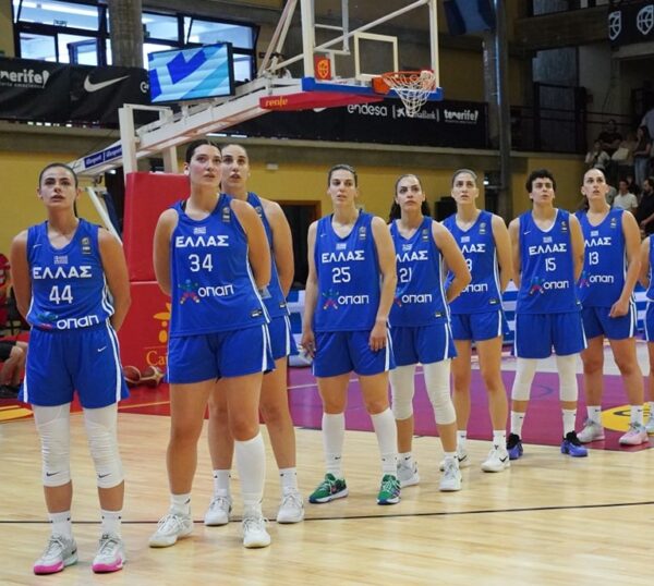 «Παίζουμε για κάθε κορίτσι που μας βλέπει» – Η Άρτεμις Σπανού στέλνει δυνατό μήνυμα ενόψει της μεγάλης ευρωπαϊκής πρόκλησης