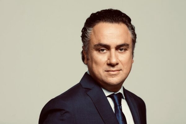 O δημοσιογράφος Νίκος Φιλιππίδης στον ΣΚΑΙ