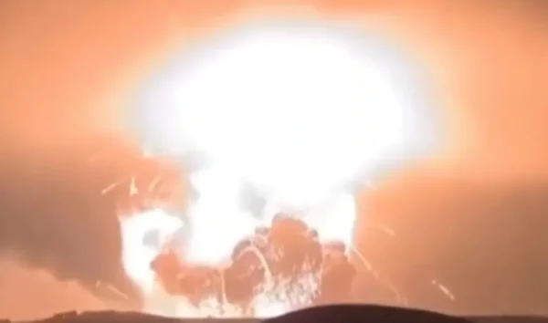 Σοκαριστικό βίντεο από τη στιγμή της επίθεσης των ΗΠΑ στο Ιράν