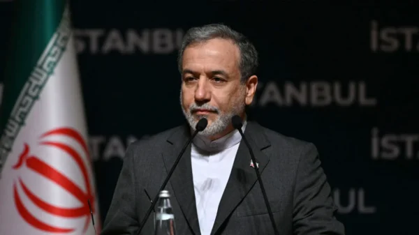 Ιρανός ΥΠΕΞ: «Πρέπει να απαντήσουμε», “πολεμοχαρής η κυβέρνηση των ΗΠΑ», “ένας νταής ο Τράμπ»