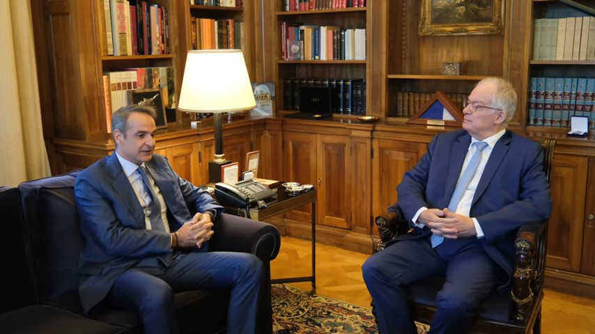 Μητσοτάκης: Πλοία του Πολεμικού Ναυτικού έξω από τη Λιβύη για τις ροές μεταναστών (βίντεο)