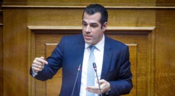 Ο Θάνος Πλεύρης νέος υπουργός Μετανάστευσης και Ασύλου στη θέση του Μάκη Βορίδη