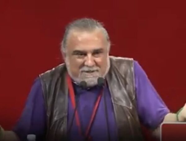 Σύνεδρος του ΣΥΡΙΖΑ πρότεινε κατώτατο μισθό 3.500 ευρώ – “Φοβόμαστε να πούμε τις αλήθειες” (βίντεο)