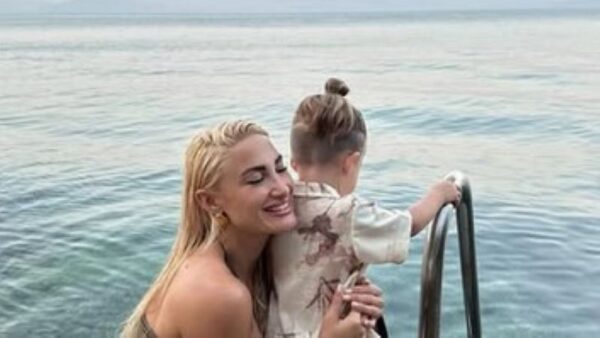 Ξεσπά η Ιωάννα Τούνη σε σχόλια για το παιδί της: ««Ωραίοι οι δικαστές του πληκτρολογίου -Άντε με την τοξικότητα» (βίντεο)